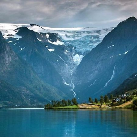 Glacier And Waterfall View Briksdalsbre Exterior photo