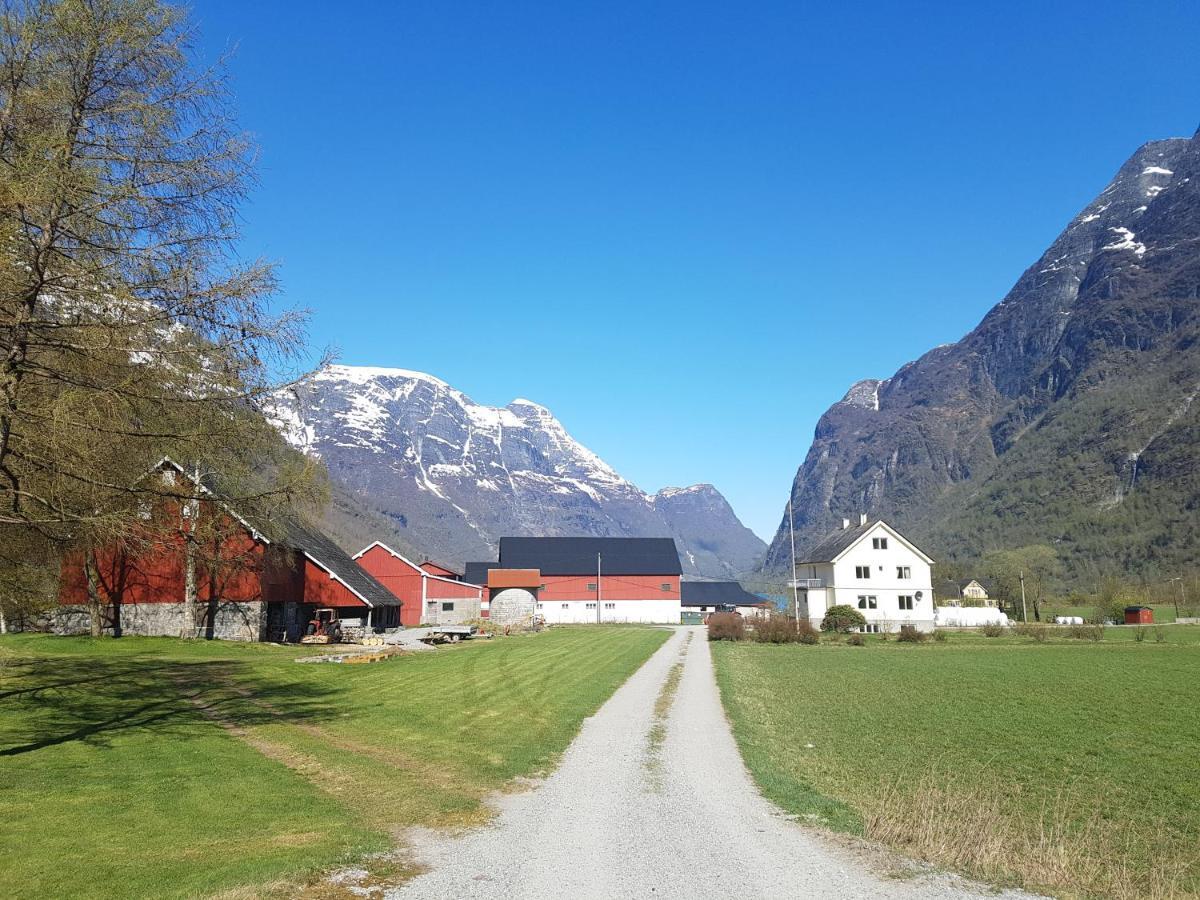 Glacier And Waterfall View Briksdalsbre Exterior photo